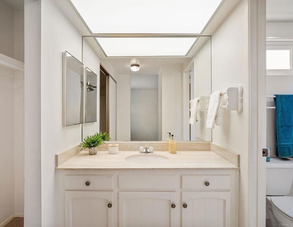 Escondido, California, 92026, United States, 2 Bedrooms Bedrooms, ,2 BathroomsBathrooms,Residential,For Sale,1942214