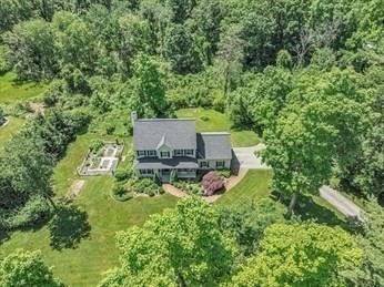 Westford, Massachusetts, 01886, United States, 4 Bedrooms Bedrooms, ,4 BathroomsBathrooms,Residential,For Sale,1987953