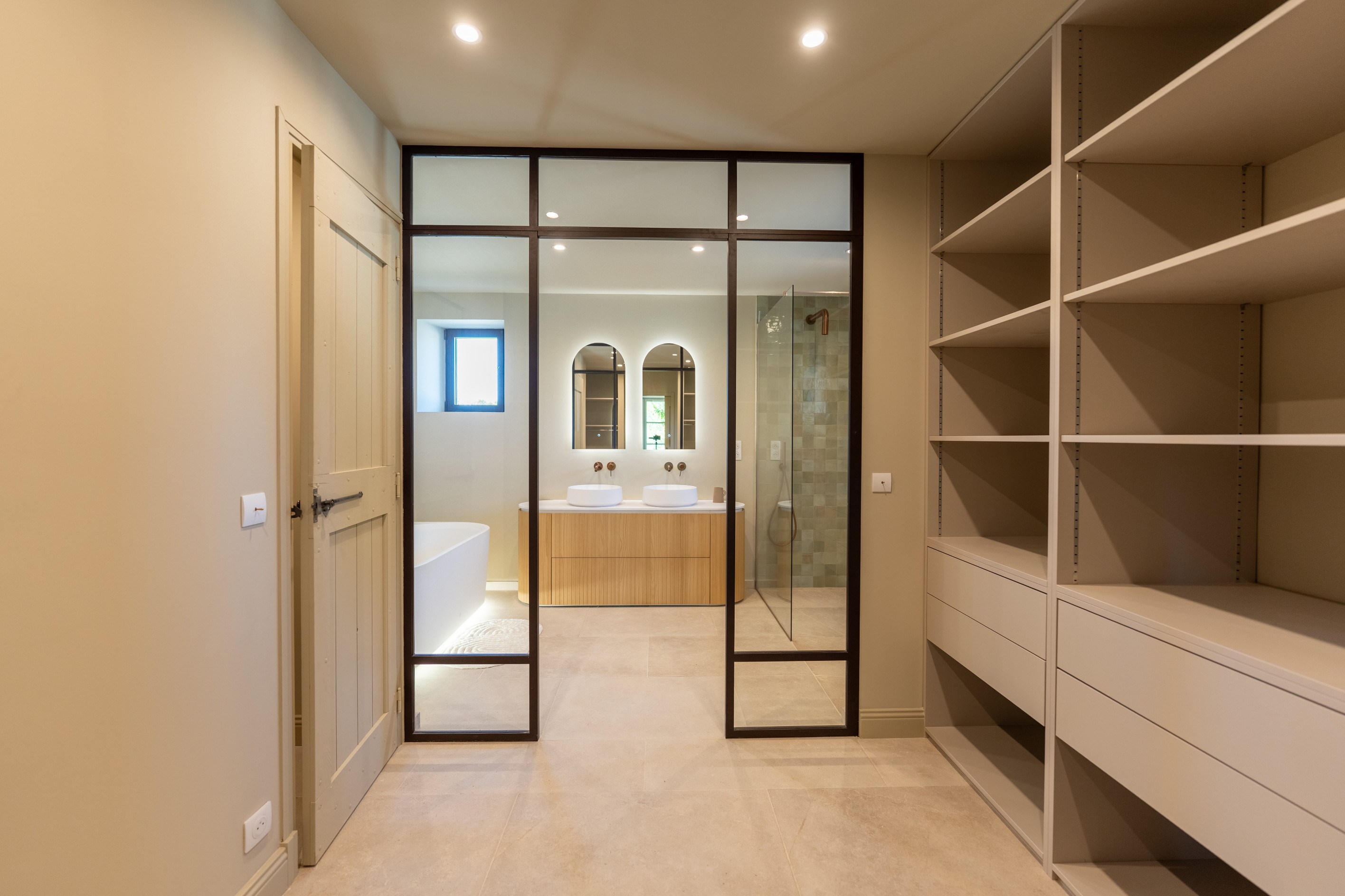  Fully Renovated Mas, 5 Minutes from the Center of Saint-Rémy-de-Provence - 物件實景