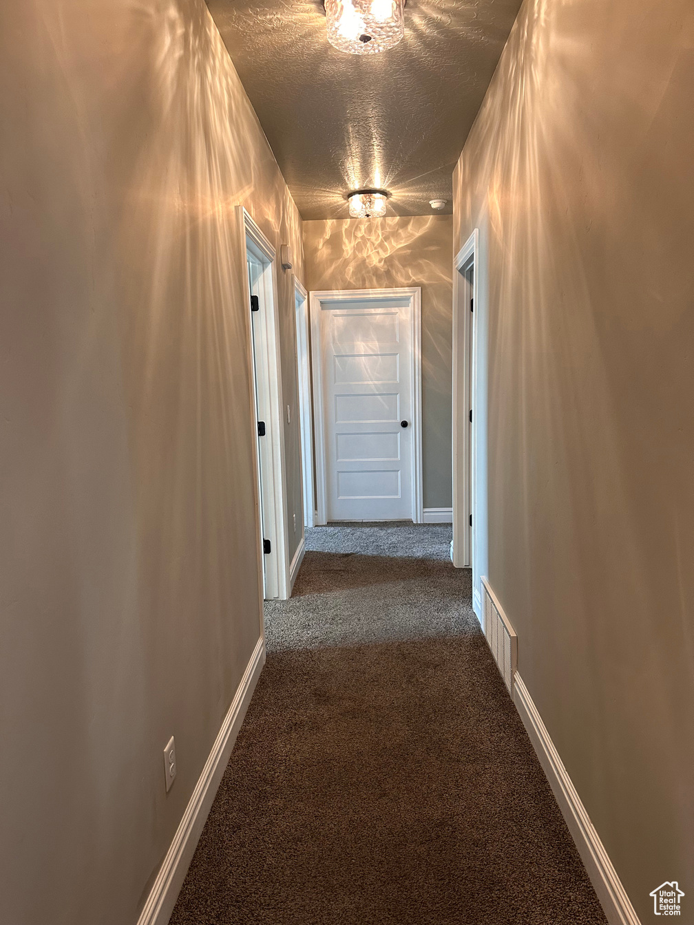 Roosevelt, Utah, 84066, United States, 6 Bedrooms Bedrooms, ,3 BathroomsBathrooms,Residential,For Sale,1976583