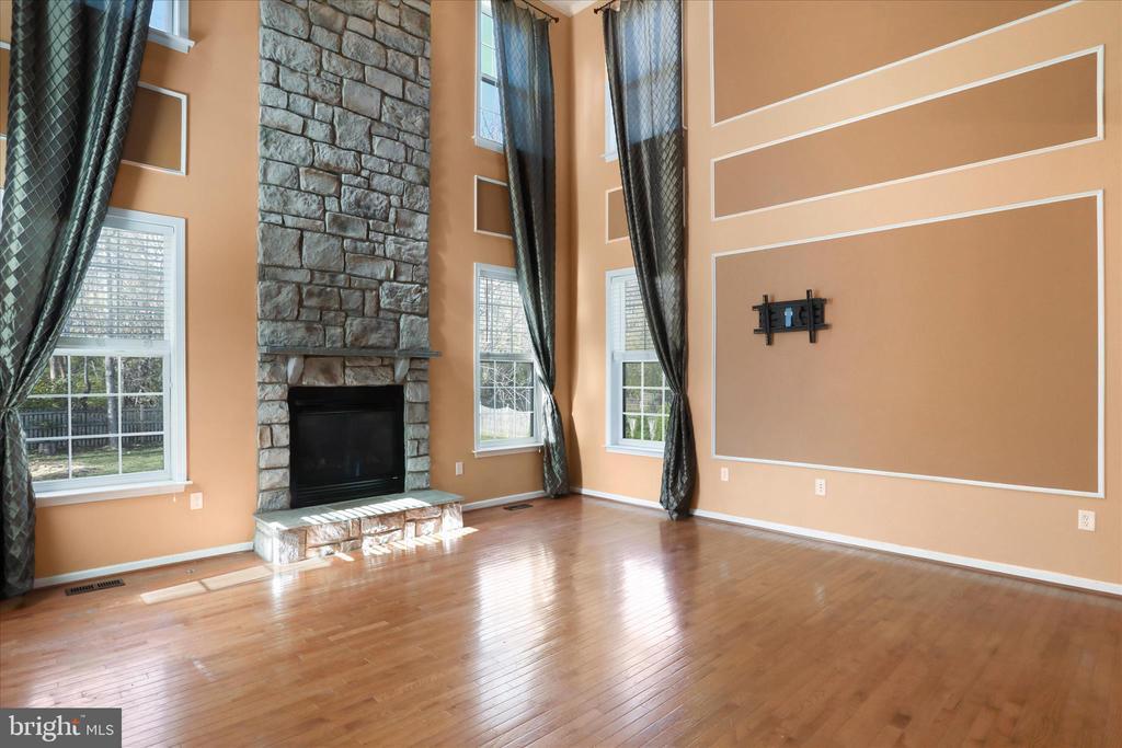 Bunker Hill, West Virginia, 25413, United States, 4 Bedrooms Bedrooms, ,4 BathroomsBathrooms,Residential,For Sale,1991457