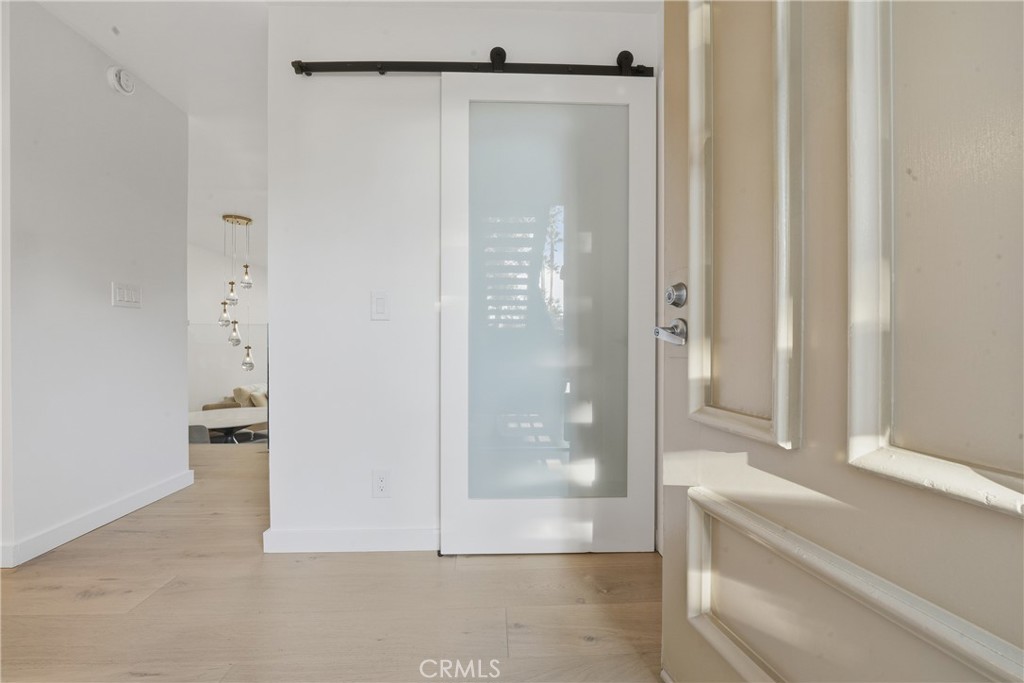 Long Beach, California, 90803, United States, 1 Bedroom Bedrooms, ,1 BathroomBathrooms,Residential,For Sale,2003113