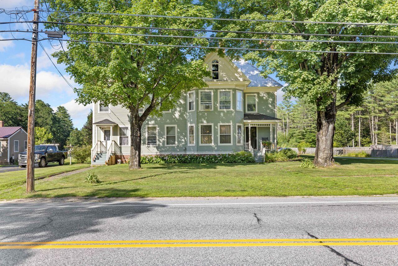 Standish, Maine, 04091, United States, ,3 BathroomsBathrooms,Residential,For Sale,1925622