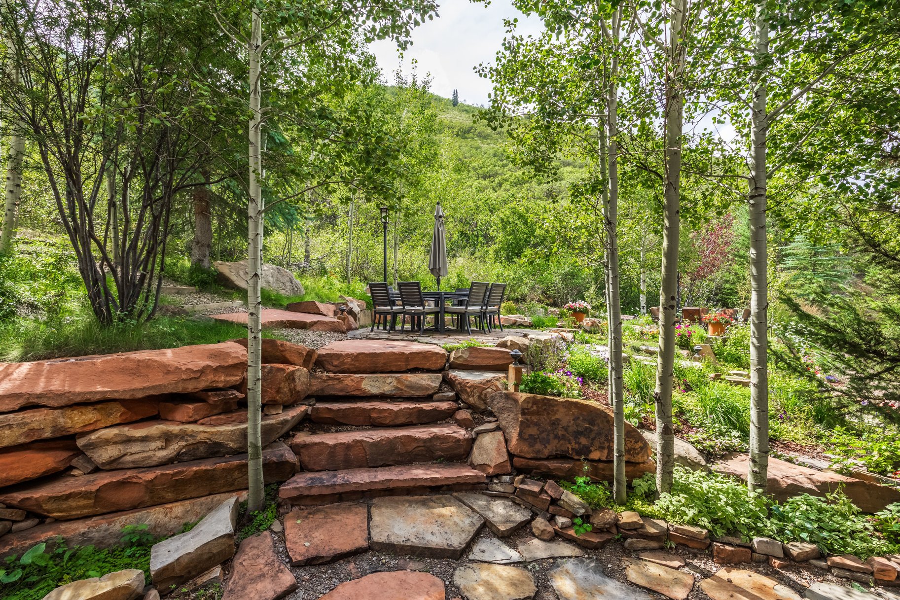  33 ACRE SOULFUL PARK CITY ESTATE WITH GRAND HOME AND GUEST HOUSE - 物件實景
