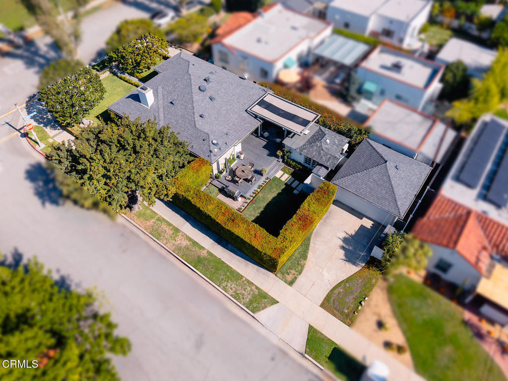 Pasadena, California, 91107, United States, 2 Bedrooms Bedrooms, ,1 BathroomBathrooms,Residential,For Sale,1988268