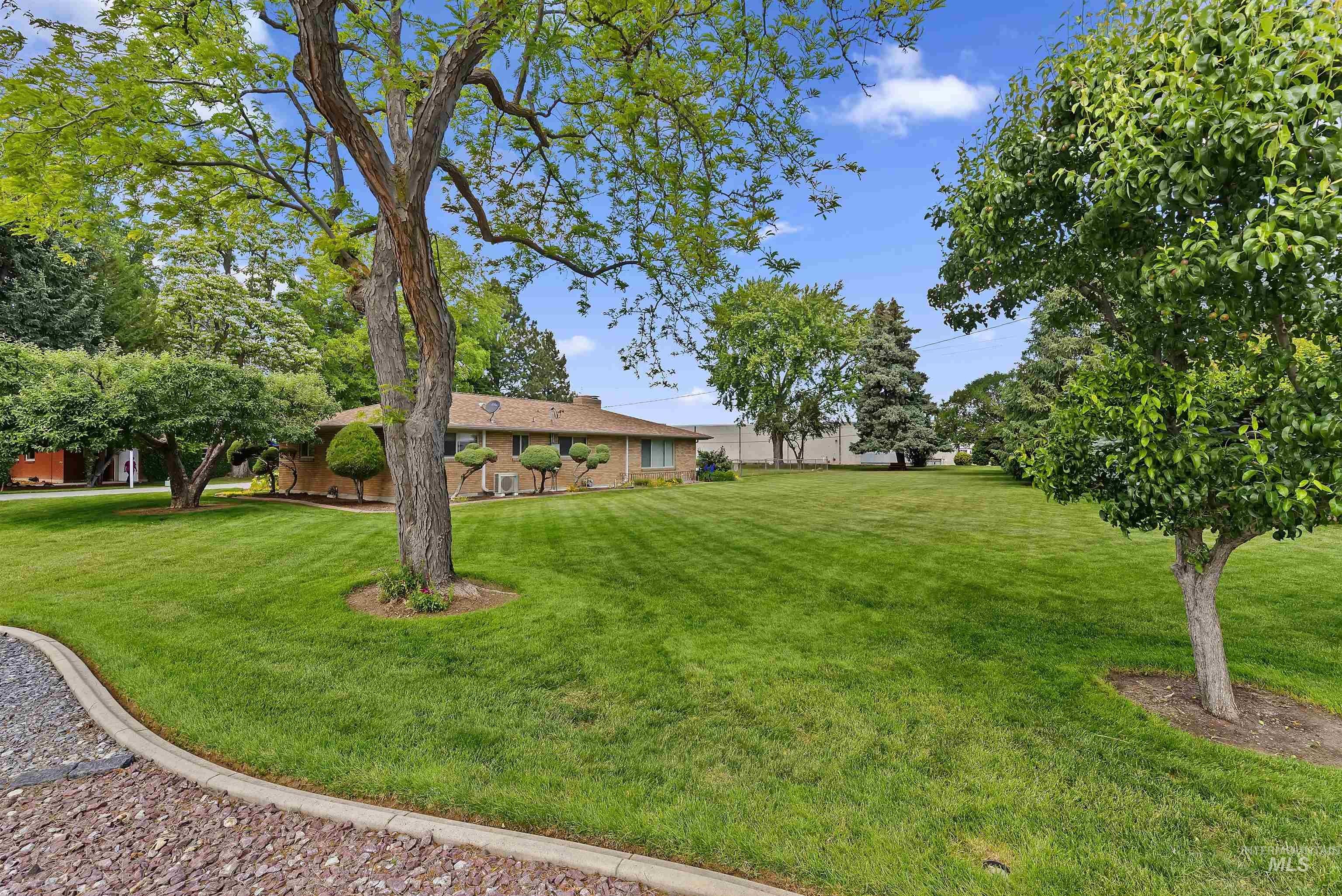 7208 Maxwell, Boise, Idaho, 83704, United States, 4 Bedrooms Bedrooms, ,3 BathroomsBathrooms,Residential,For Sale,7208 Maxwell,1435766