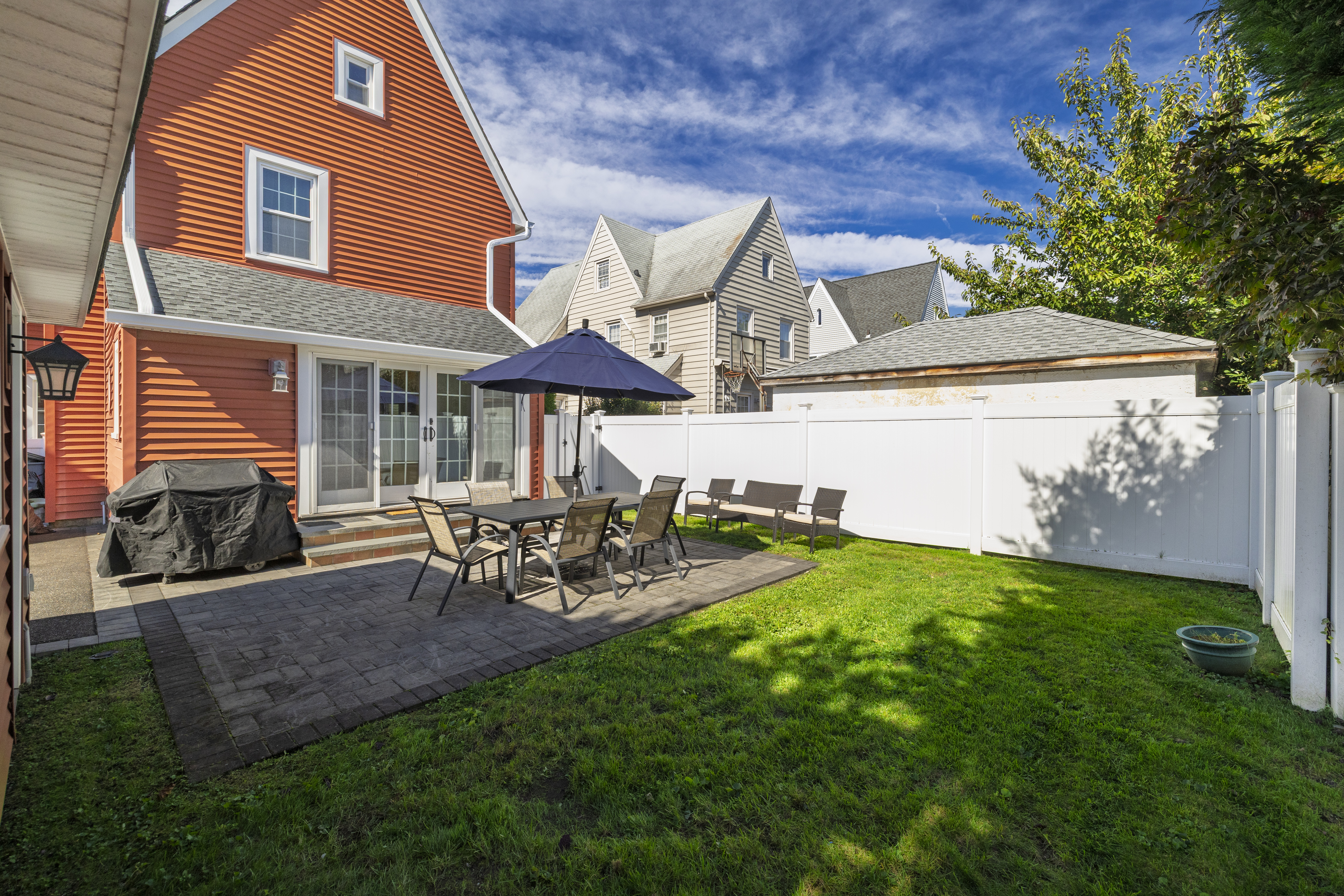  129 Southard Avenue, Rockville Centre, NY, 11570 - 物件實景