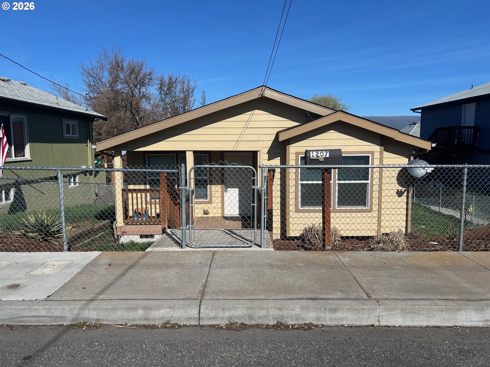 10th St, The Dalles, OR 97058