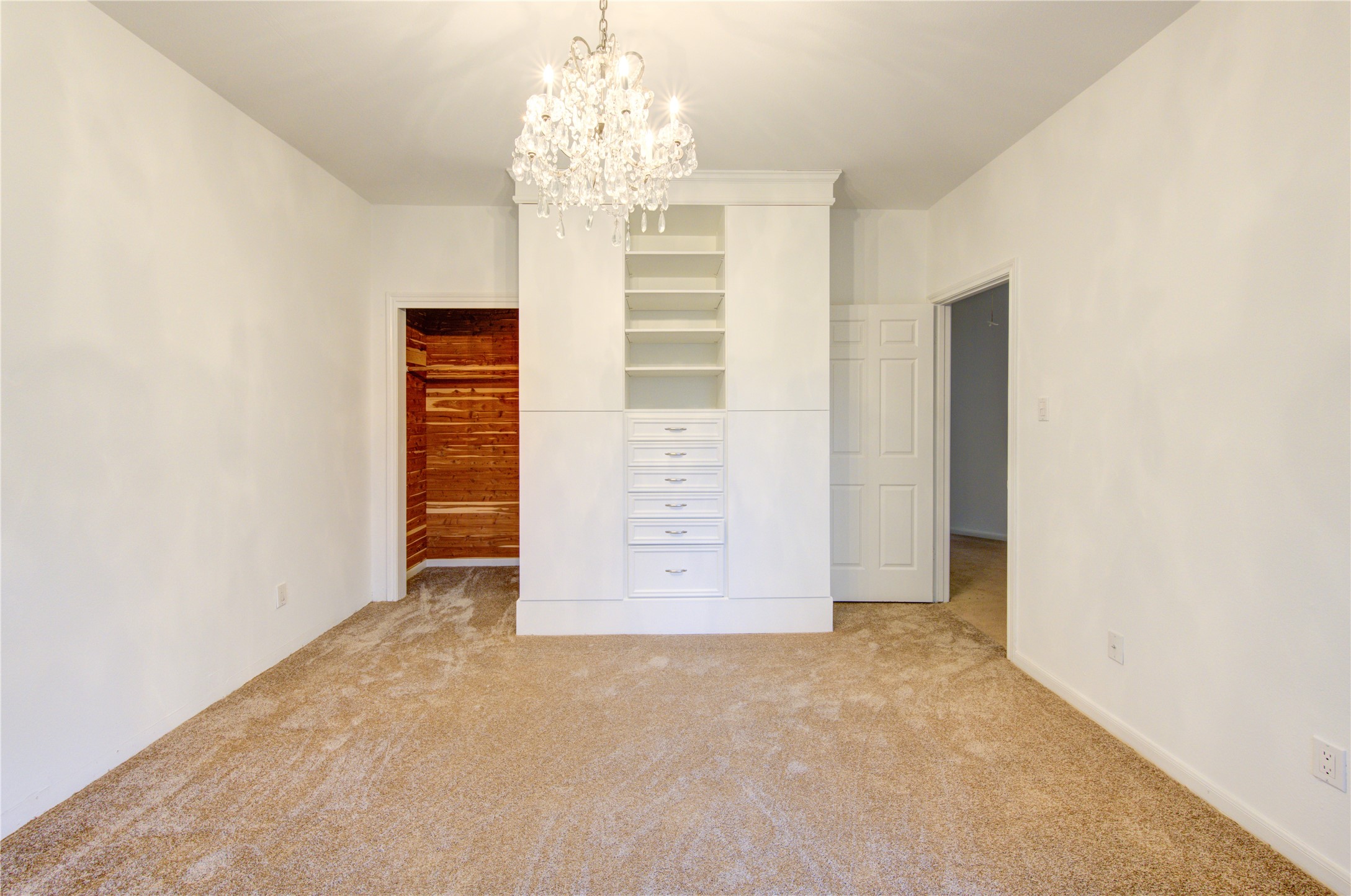  2524 Nantucket Drive B - 物件實景