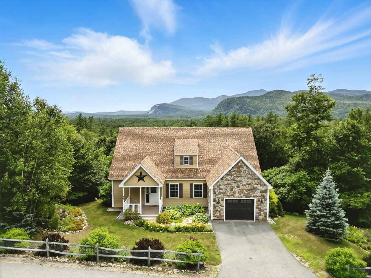 Bartlett, New Hampshire, 03812, United States, 3 Bedrooms Bedrooms, ,4 BathroomsBathrooms,Residential,For Sale,1885441