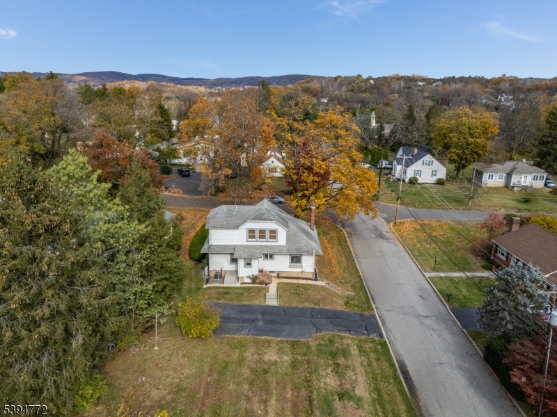 Clinton Town, New Jersey, 08809, United States, 3 Bedrooms Bedrooms, ,2 BathroomsBathrooms,Residential,For Sale,1989455