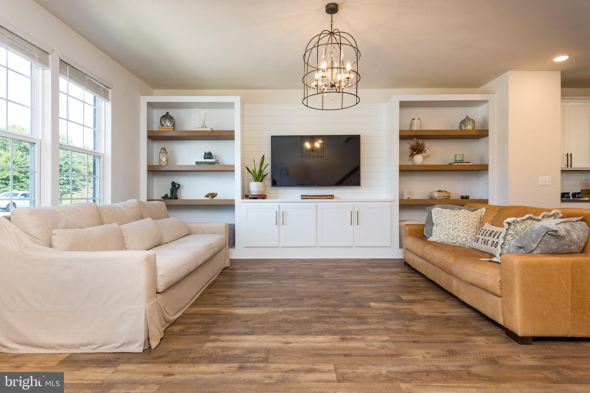 Haymarket, Virginia, 20169, United States, 4 Bedrooms Bedrooms, ,4 BathroomsBathrooms,Residential,For Sale,1980025