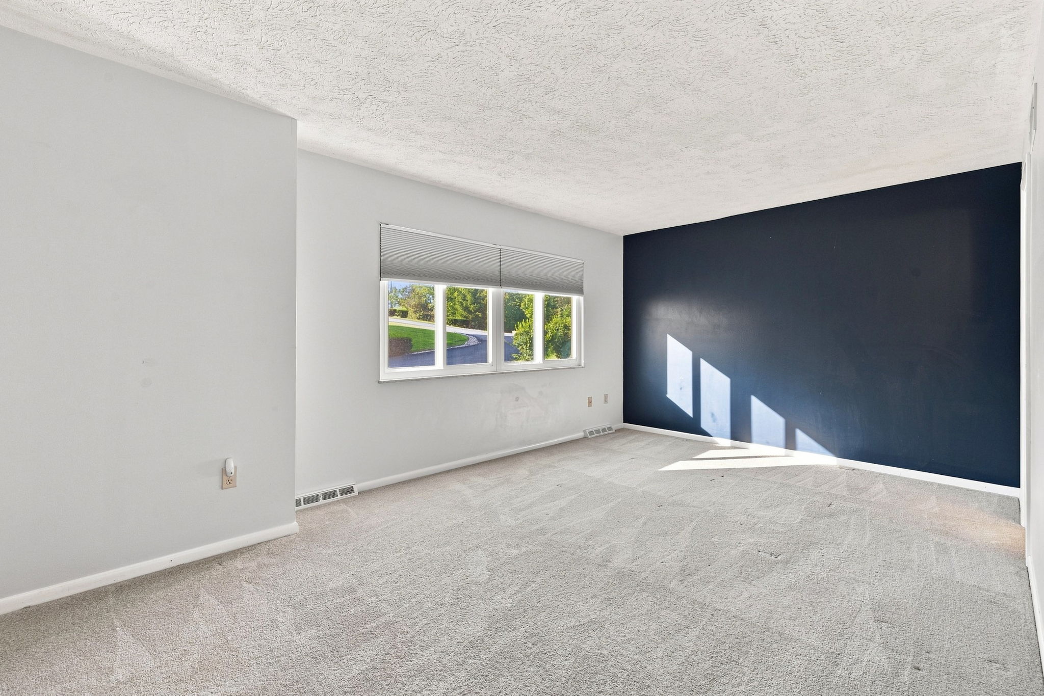  103 Springwater Court, Coraopolis, PA 15108 - 物件實景