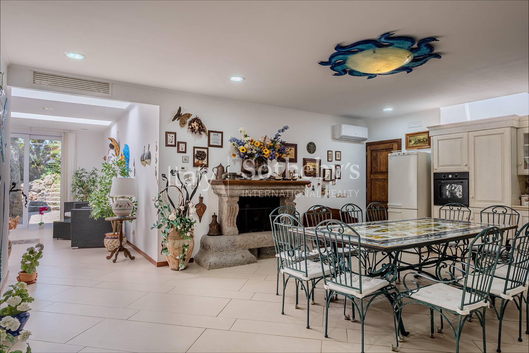  Charming seafront villa in Punta Caruso - 物件實景