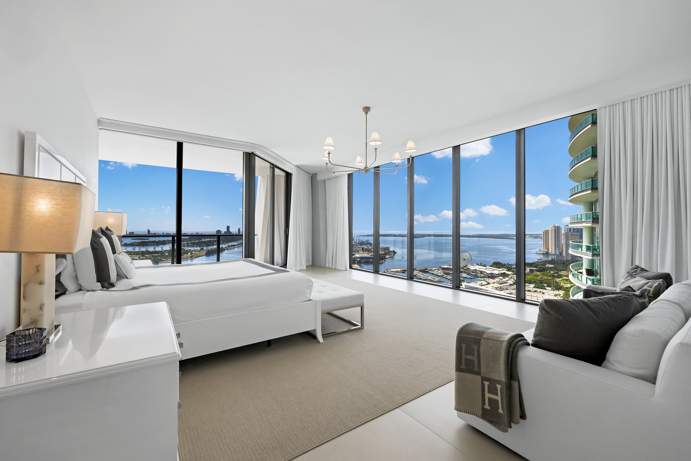  1000 Biscayne Blvd, Miami, FL, 33132 - 物件實景