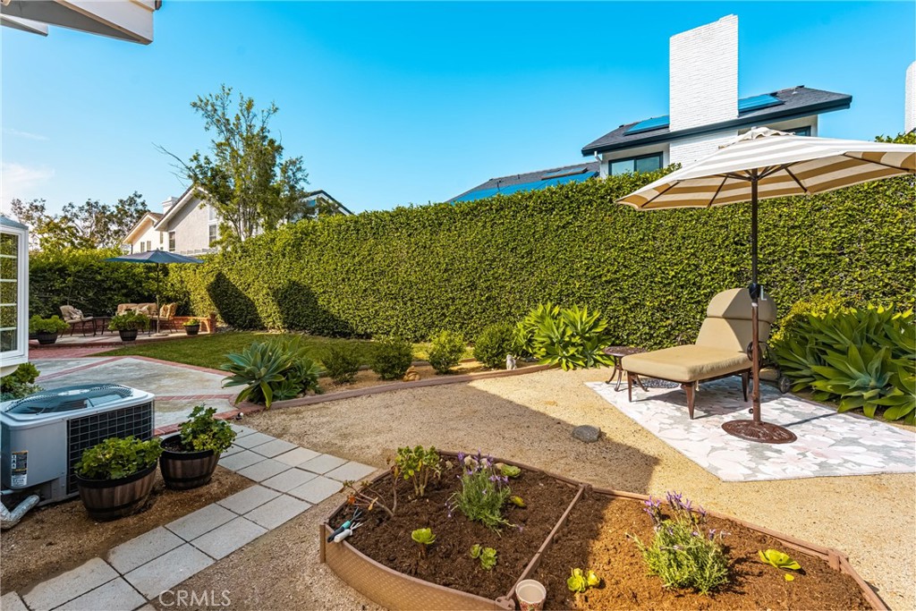 Irvine, California, 92614, United States, 4 Bedrooms Bedrooms, ,3 BathroomsBathrooms,Residential,For Sale,1988283