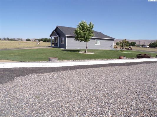 Johnson Rd, Prosser, WA 99350 #1