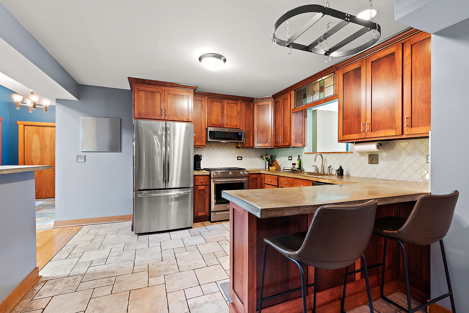 Palos Park, Illinois, 60464, United States, 3 Bedrooms Bedrooms, ,3 BathroomsBathrooms,Residential,For Sale,1921855