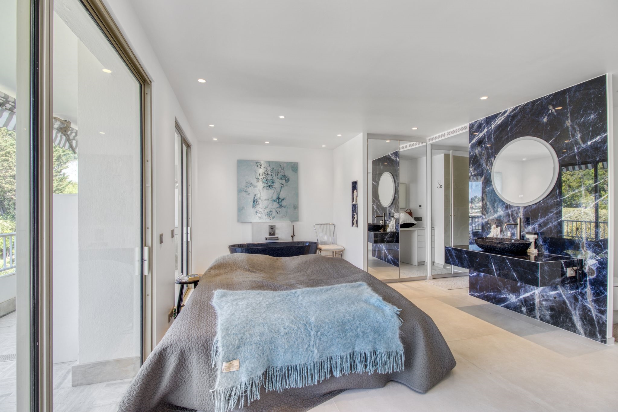  Exceptional Menton Garavan Penthouse: Breathtaking Sea Views - 物件實景