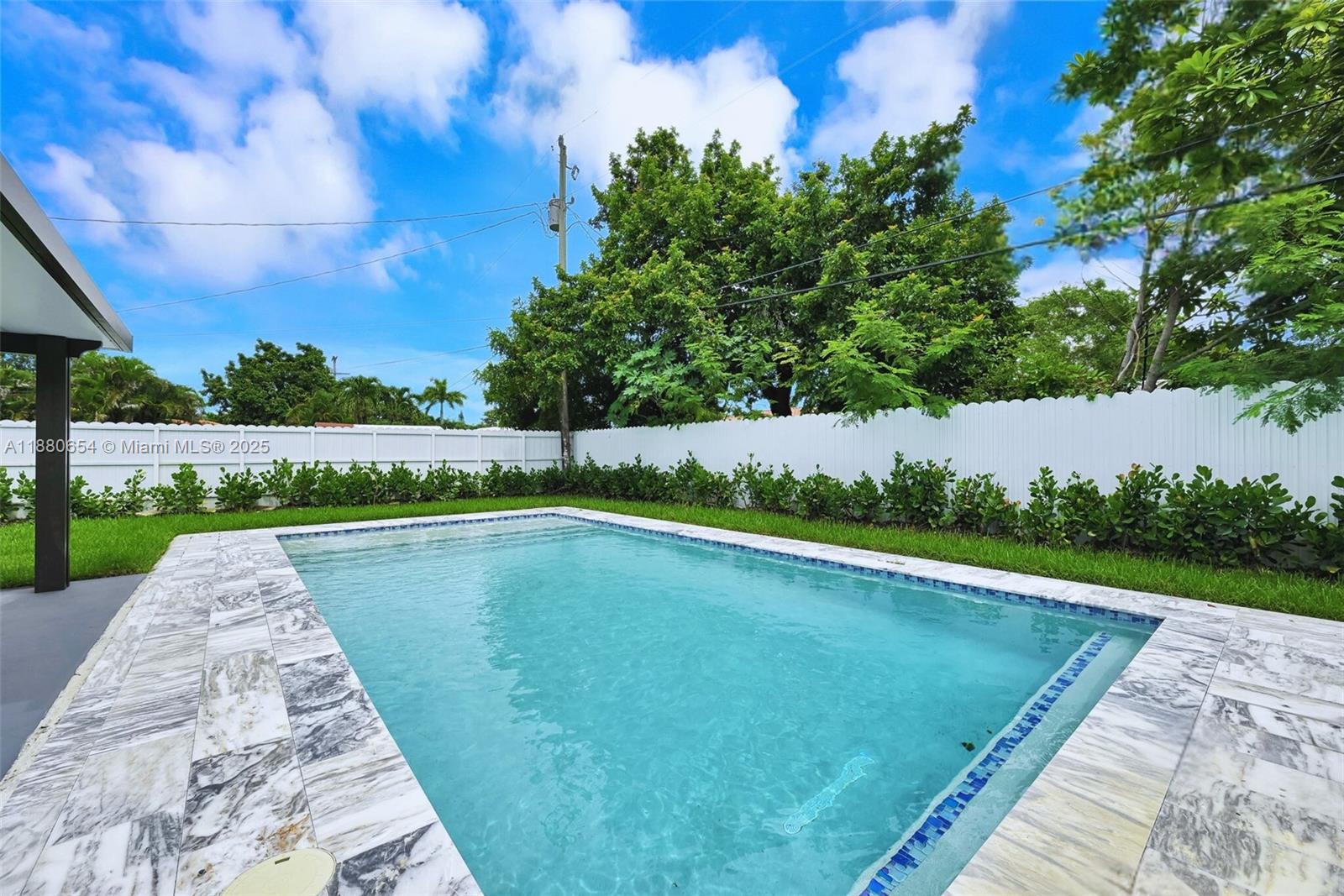 Biscayne Park, Florida, 33161, United States, 6 Bedrooms Bedrooms, ,3 BathroomsBathrooms,Residential,For Sale,1949664