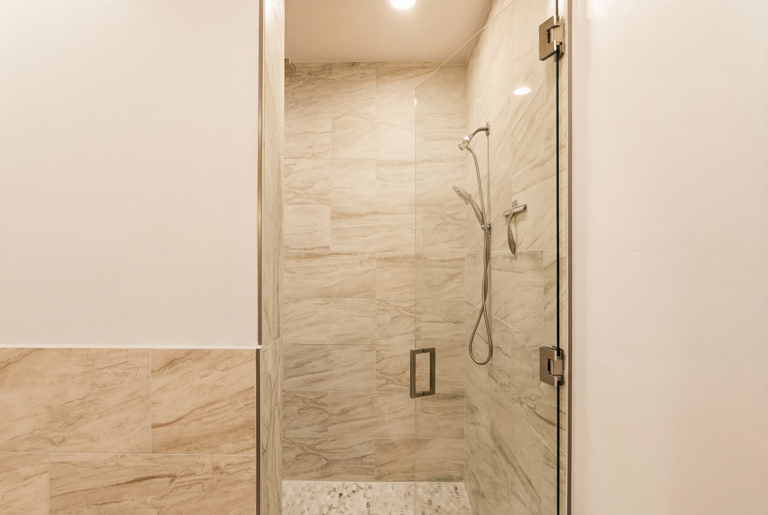 Los Lunas, New Mexico, 87031, United States, 4 Bedrooms Bedrooms, ,3 BathroomsBathrooms,Residential,For Sale,2005206