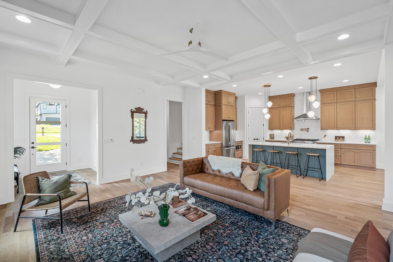 Nashville, Tennessee, 37206, United States, 4 Bedrooms Bedrooms, ,7 BathroomsBathrooms,Residential,For Sale,1989518