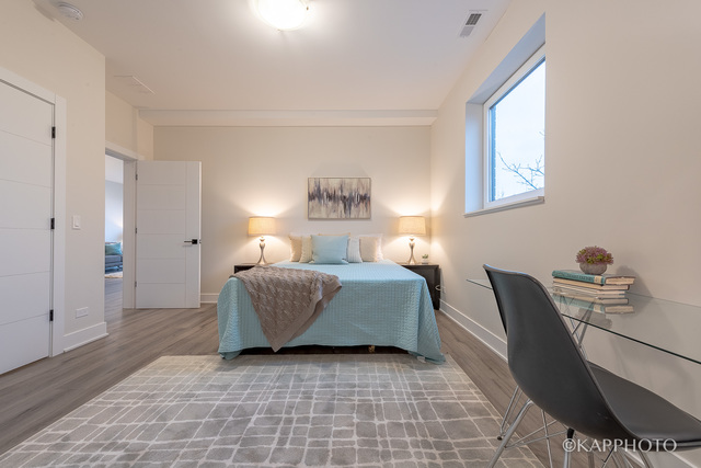 Chicago, Illinois, 60612, United States, 3 Bedrooms Bedrooms, ,2 BathroomsBathrooms,Residential,For Sale,1881356