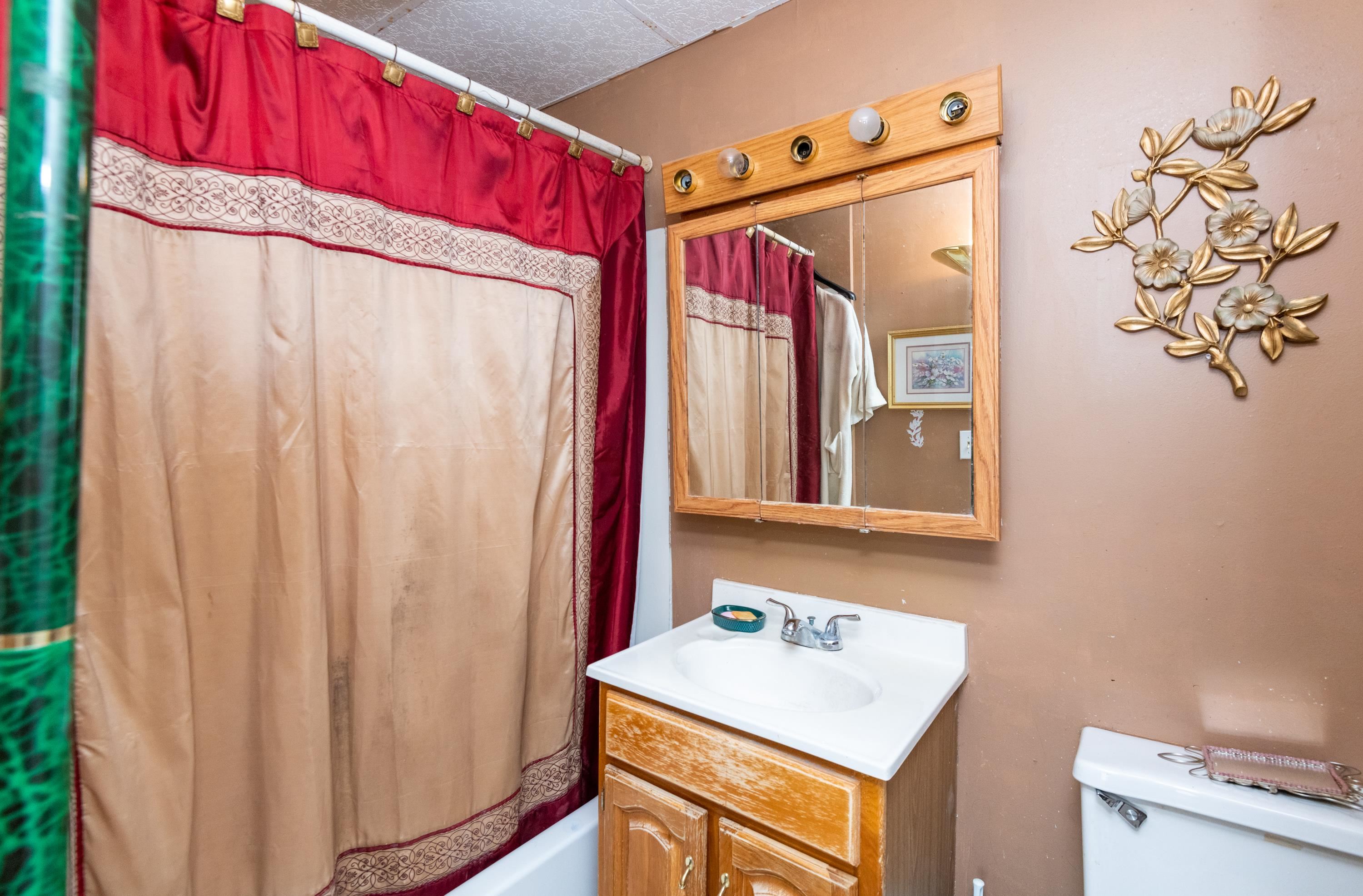 Nashua, New Hampshire, 03064, United States, ,Residential,For Sale,1914031