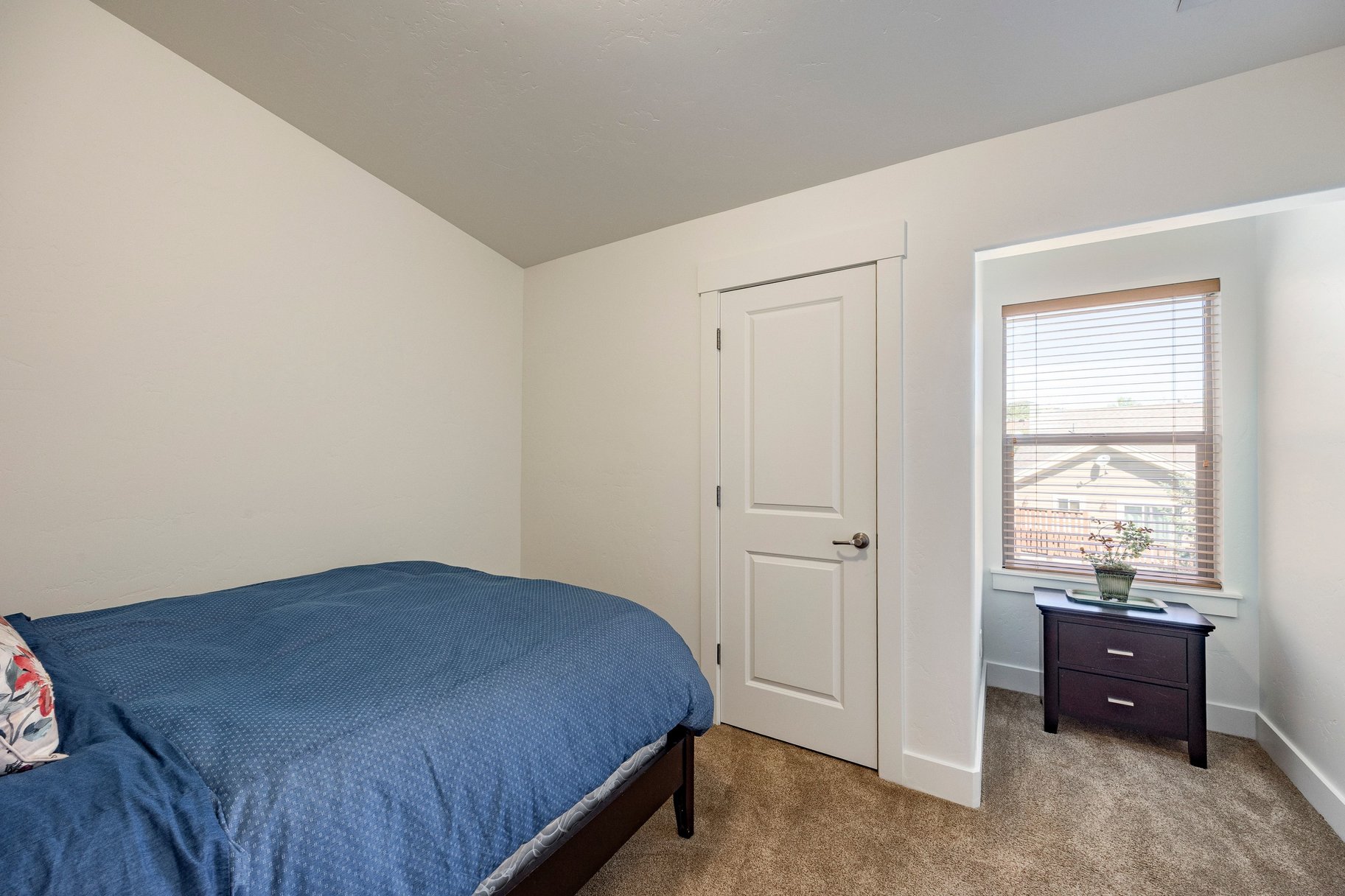  4-bedroom townhome in the Highly Desired Bear Hollow Community - 物件實景