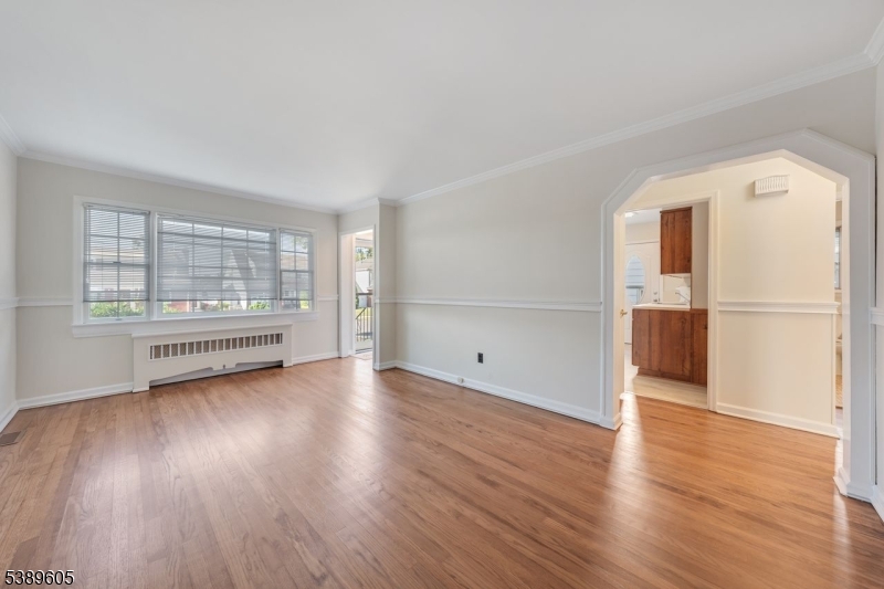 Union Twp., New Jersey, 07083, United States, 4 Bedrooms Bedrooms, ,1 BathroomBathrooms,Residential,For Sale,1989431