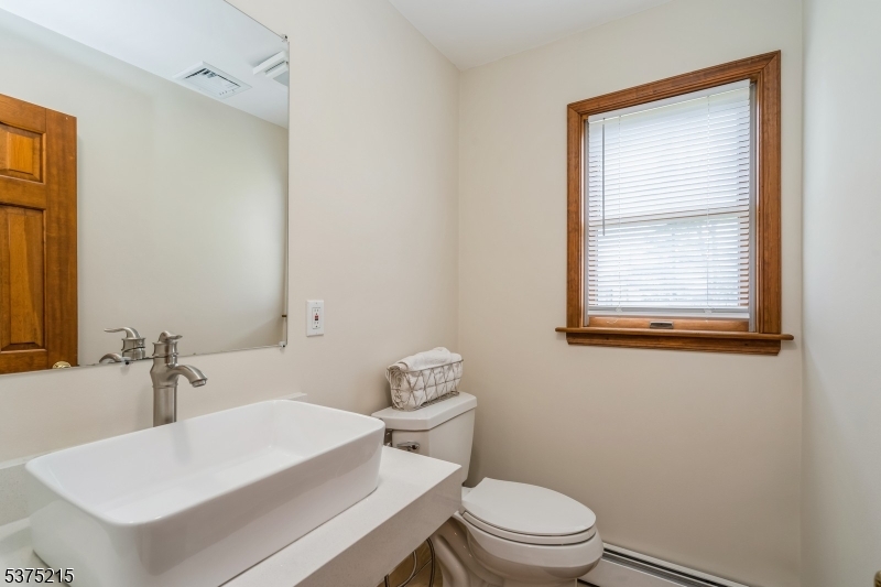 Raritan Twp., New Jersey, 08822, United States, 5 Bedrooms Bedrooms, ,3 BathroomsBathrooms,Residential,For Sale,1908572