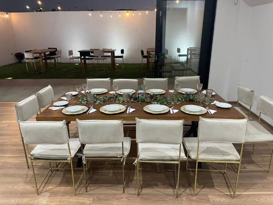 Torreón, Coahuila de Zaragoza, 27106, Mexico, 3 Bedrooms Bedrooms, ,4 BathroomsBathrooms,Residential,For Sale,1991991