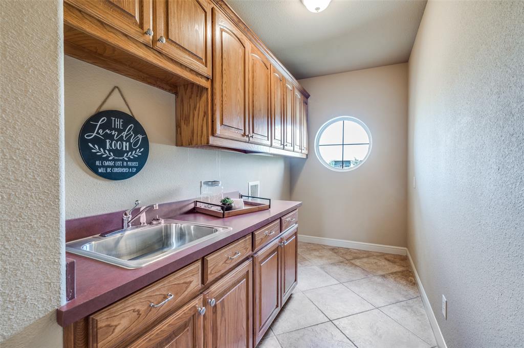 Dish, Texas, 76247, United States, 4 Bedrooms Bedrooms, ,4 BathroomsBathrooms,Residential,For Sale,1940436