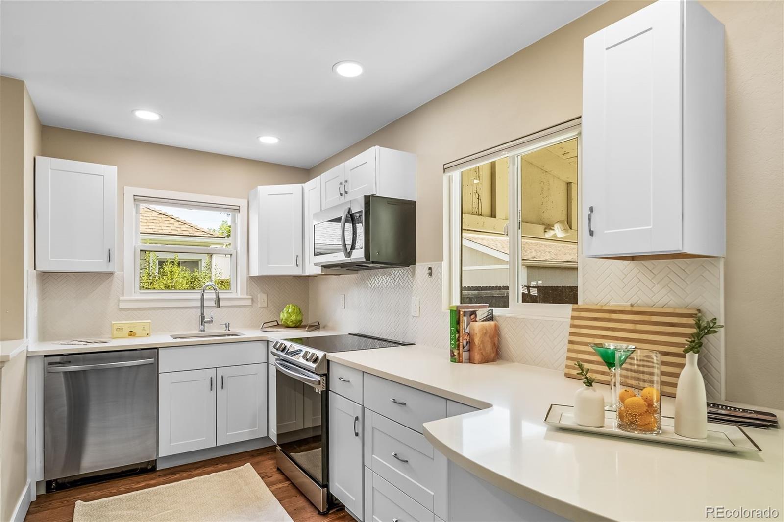 Denver, Colorado, 80210, United States, 3 Bedrooms Bedrooms, ,2 BathroomsBathrooms,Residential,For Sale,1939073