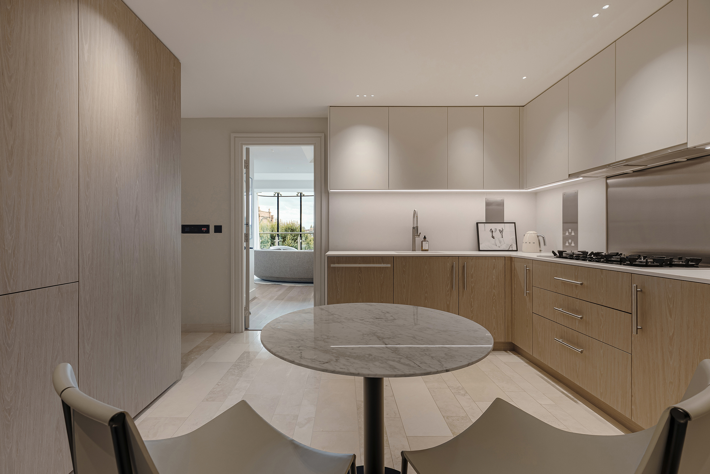 A Sixth-Floor Apartment with Far-Reaching Views - 物件實景