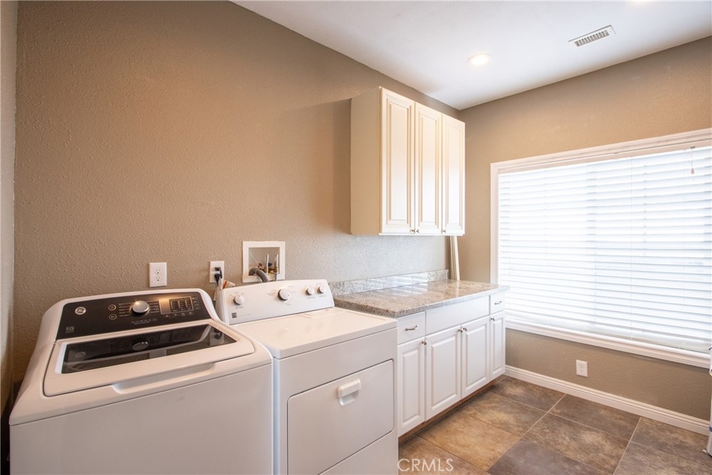 Temecula, California, 92592, United States, 3 Bedrooms Bedrooms, ,4 BathroomsBathrooms,Residential,For Sale,2042900