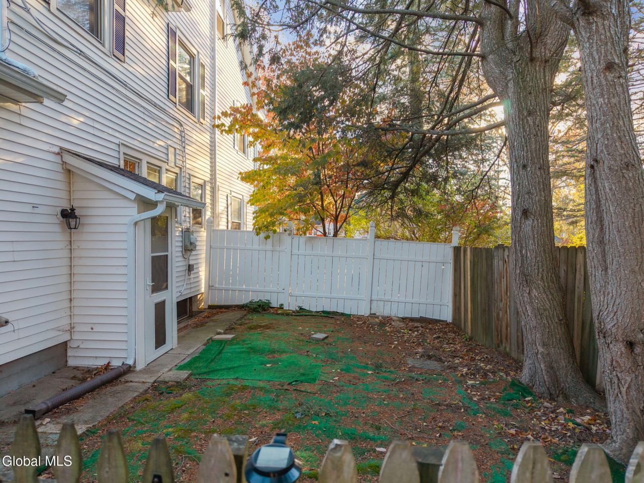 Niskayuna, New York, 12309, United States, 5 Bedrooms Bedrooms, ,3 BathroomsBathrooms,Residential,For Sale,1988361