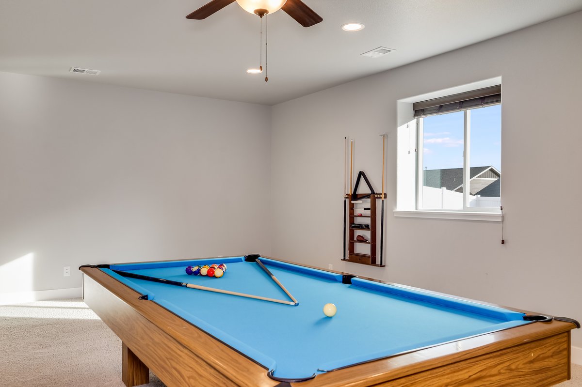 Cheyenne, Wyoming, 82009, United States, 5 Bedrooms Bedrooms, ,3 BathroomsBathrooms,Residential,For Sale,2012088