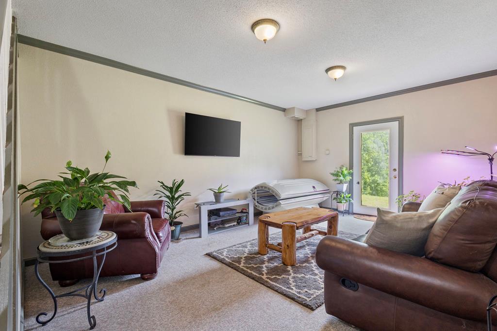 Hayesville, North Carolina, 28904, United States, 4 Bedrooms Bedrooms, ,2 BathroomsBathrooms,Residential,For Sale,1871296