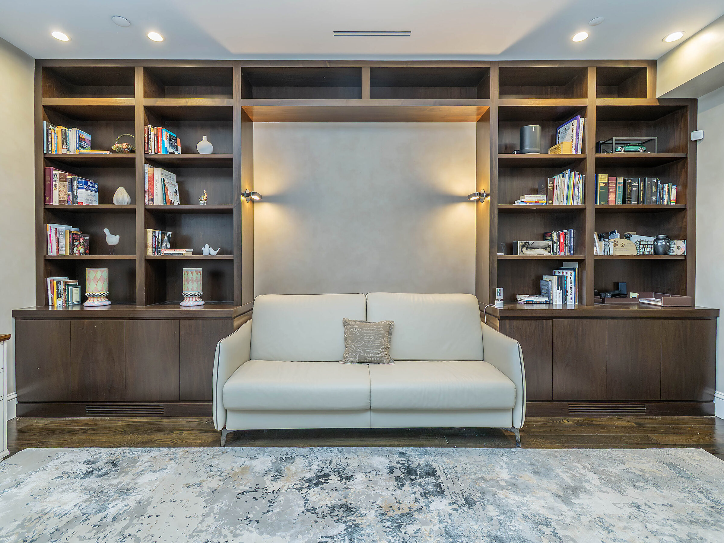  155 Estate Court, Roslyn Heights, NY, 11577 - 物件實景