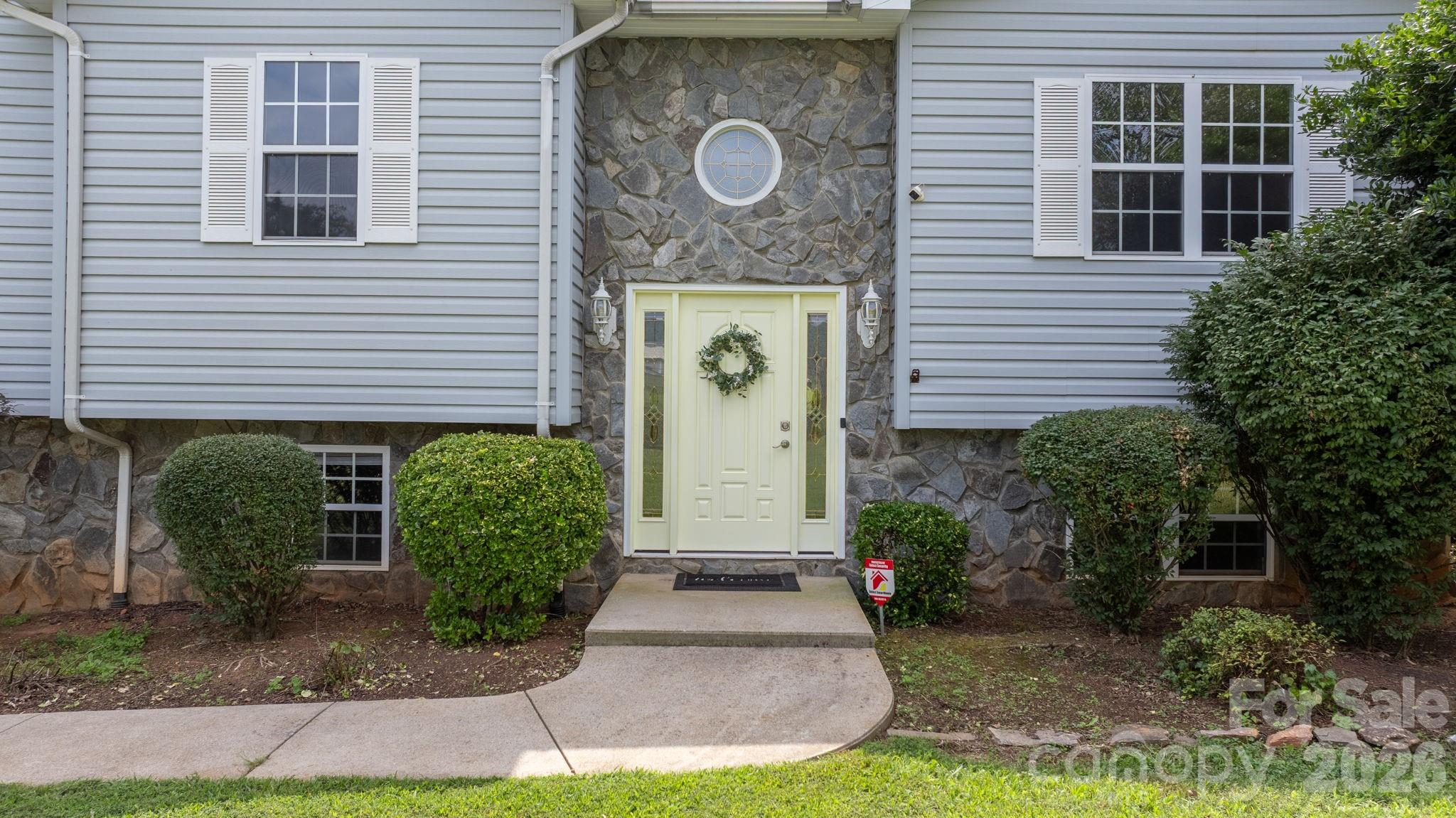 Samanthas Wls, Newton, NC 28658 #1