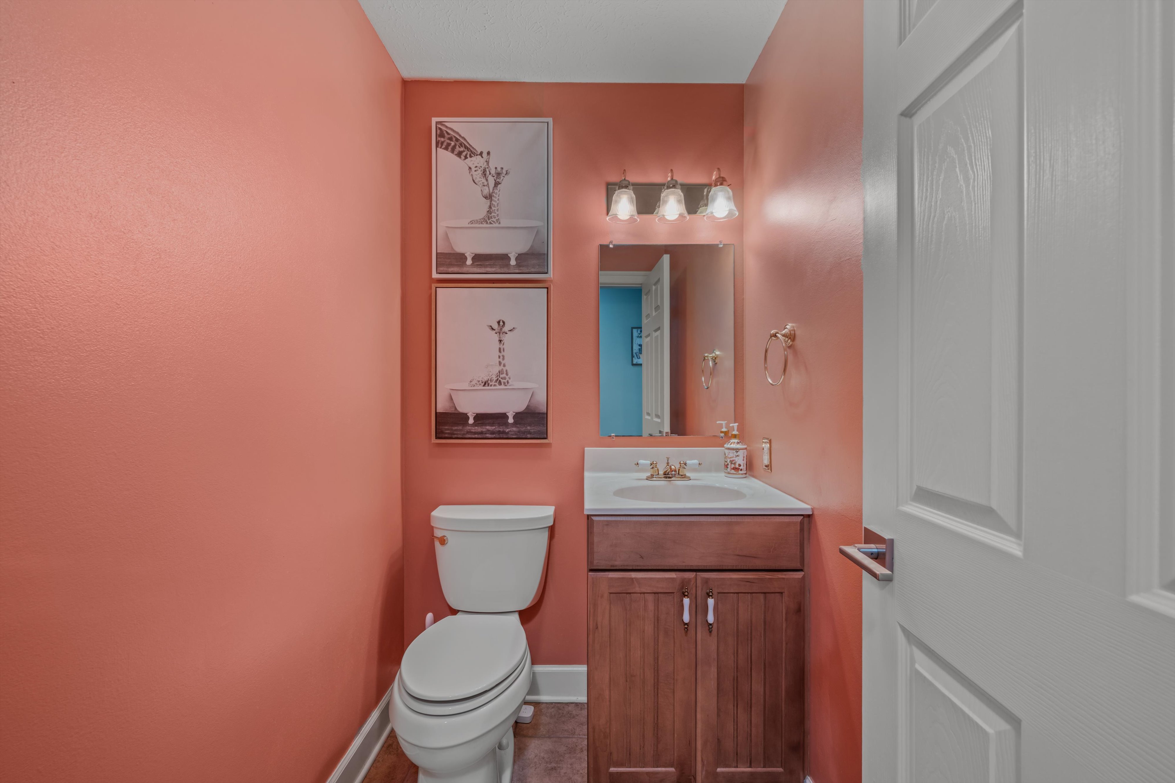 Martinsburg, West Virginia, 25403, United States, 3 Bedrooms Bedrooms, ,Residential,For Sale,1998035