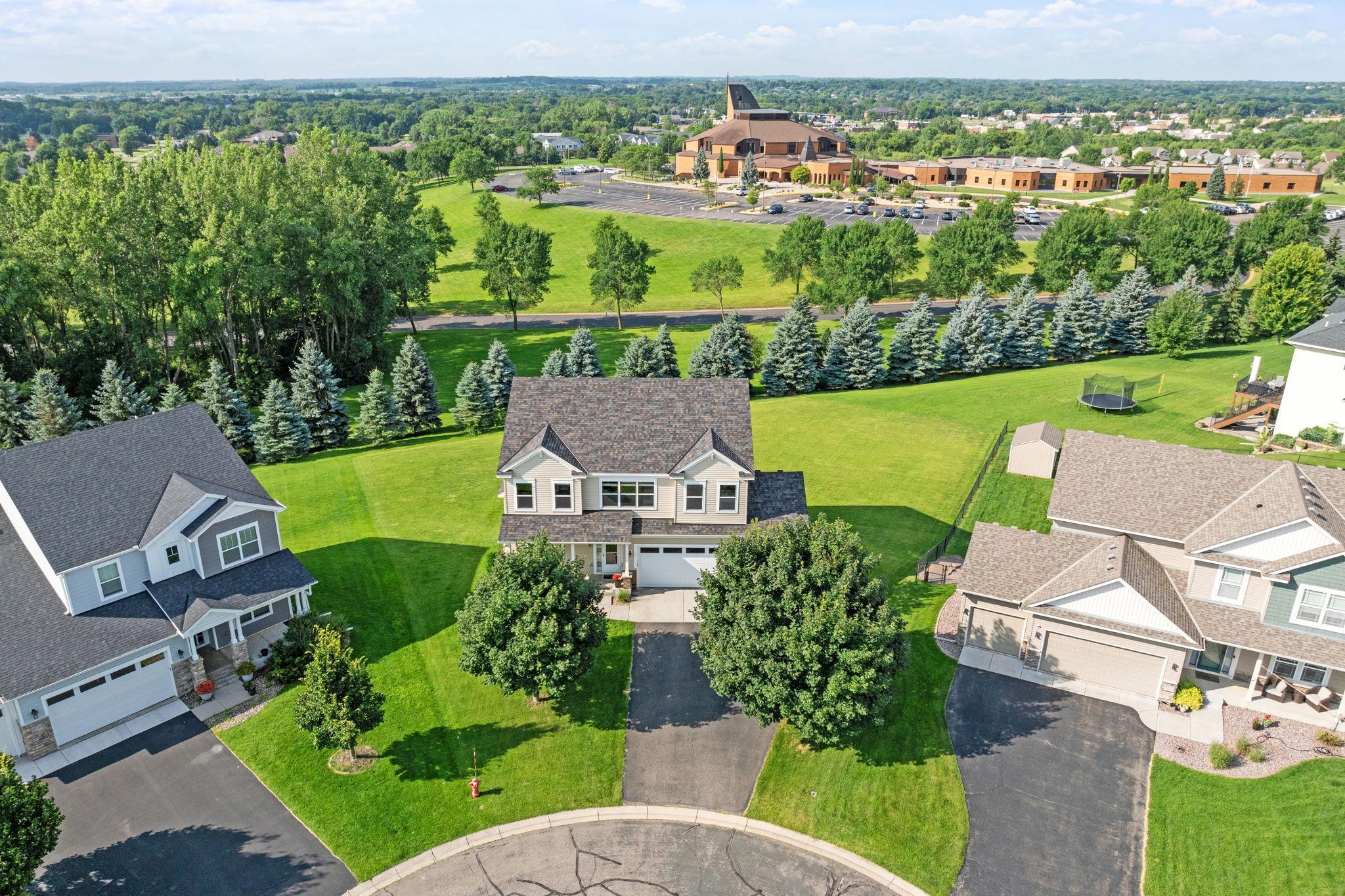 Lakeville, Minnesota, 55044, United States, 4 Bedrooms Bedrooms, ,3 BathroomsBathrooms,Residential,For Sale,1992013