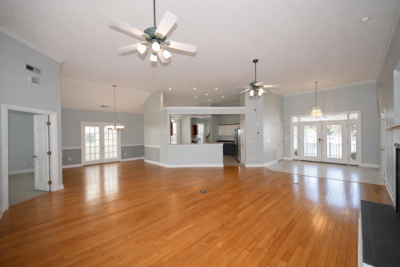 North Myrtle Beach, South Carolina, 29582, United States, 4 Bedrooms Bedrooms, ,3 BathroomsBathrooms,Residential,For Sale,1975426