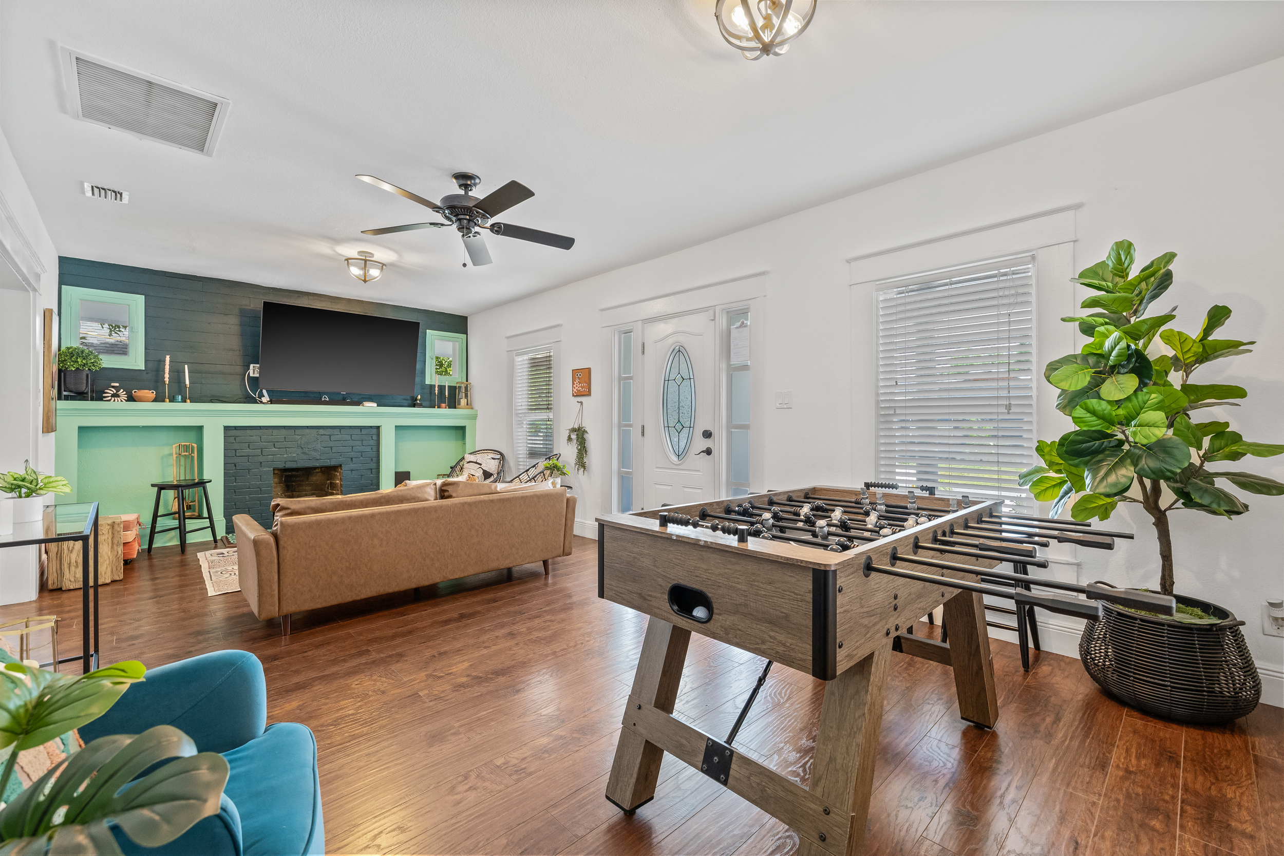 Tampa, Florida, 33604, United States, 3 Bedrooms Bedrooms, ,2 BathroomsBathrooms,Residential,For Sale,1927688