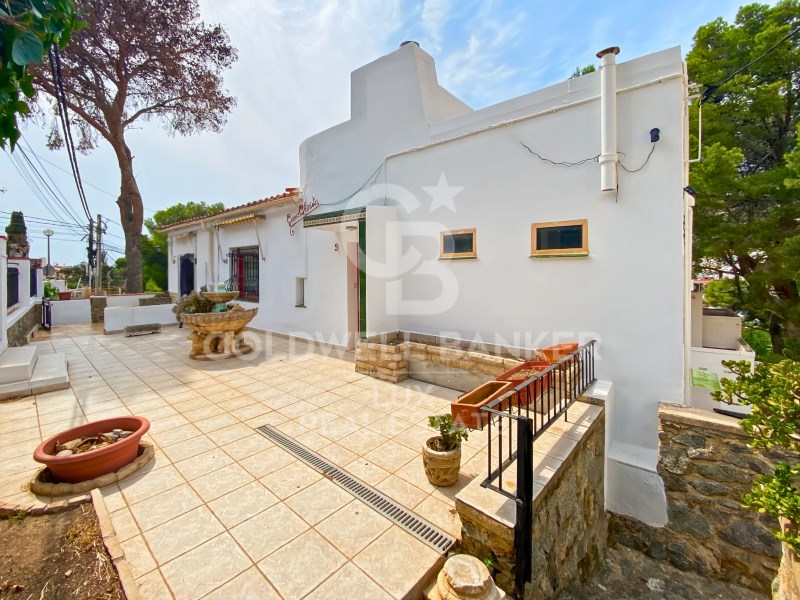 Roses, Catalonia, ES, 4 Bedrooms Bedrooms, ,2 BathroomsBathrooms,Residential,For Sale,1932080
