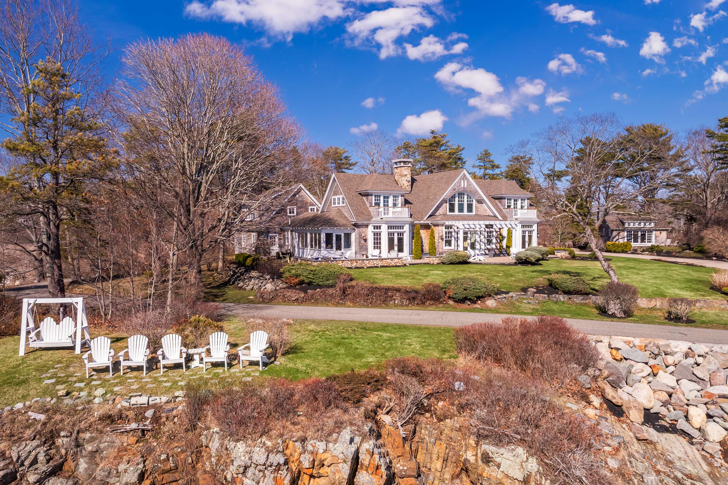  Oceanfront Compound - Main House + Two, 1 Bedroom Cottages in Cape Neddick - 物件實景