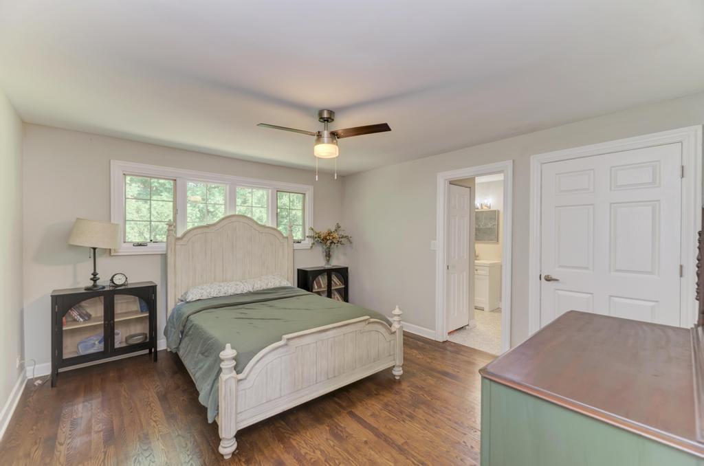 Bensenville, Illinois, 60106, United States, 4 Bedrooms Bedrooms, ,3 BathroomsBathrooms,Residential,For Sale,1910503