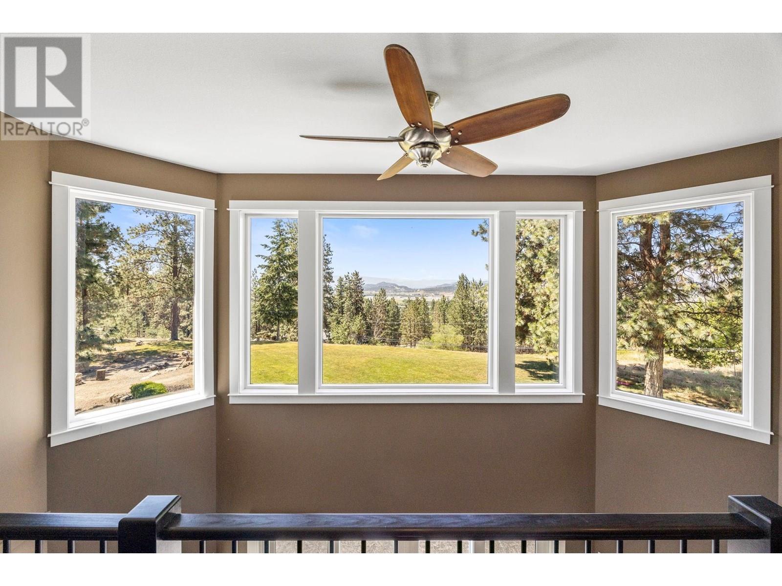 KELOWNA, British Columbia, V1X 7V3, CA, 4 Bedrooms Bedrooms, ,2 BathroomsBathrooms,Residential,For Sale,1948769