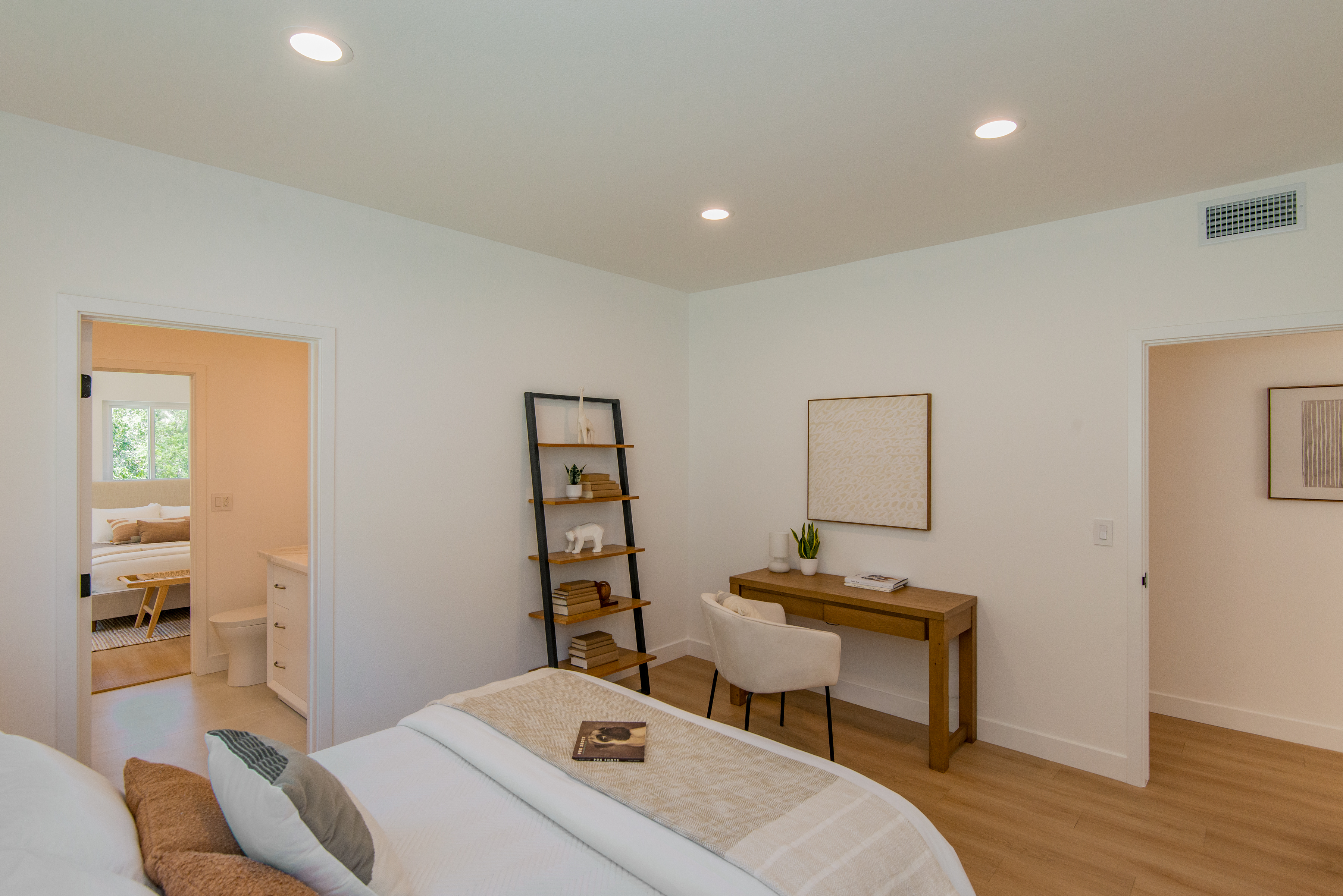  4211   Nogales Dr - 物件實景